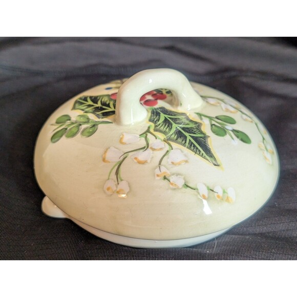 Harry and David Teapot Floral Pinecone Holly Berry Holiday Pattern 8"t Beautiful - Picture 6 of 11